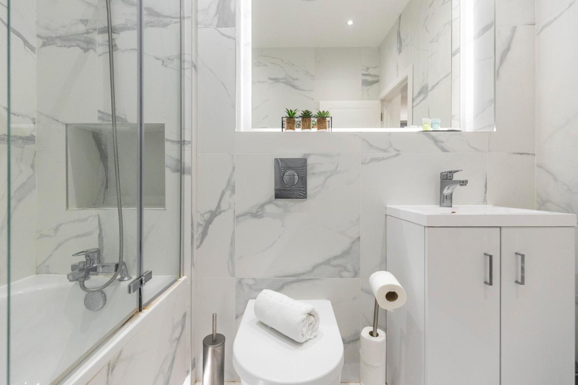 Spacious Luxury Apartment King Bed - Central Location Londyn Zewnętrze zdjęcie